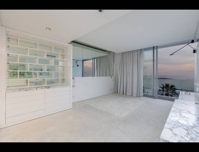 3 BEDROOM HOUSE TO LET IN CAMPS BAY